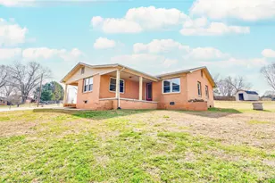 108 W Debby Dr, Shelby, NC 28152 - Photo 6