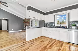 1 Oak Ln, Candler, NC 28715 - Photo 12