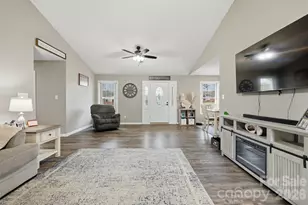 201 Midway Park Ln, Taylorsville, NC 28681 - Photo 12