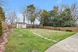 7515 Woodknoll Dr, Charlotte, NC 28217 - Photo 18