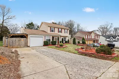 7515 Woodknoll Drive, Charlotte, NC 28217 - Photo 2