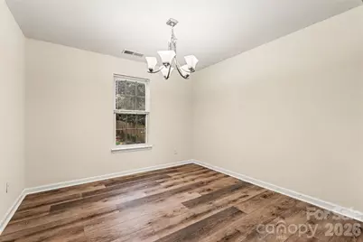 7515 Woodknoll Drive, Charlotte, NC 28217 - Photo 10