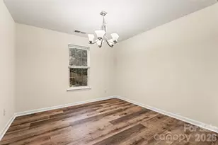 7515 Woodknoll Dr, Charlotte, NC 28217 - Photo 10