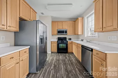 3203 Arklow Road, Charlotte, NC 28269 - Photo 10