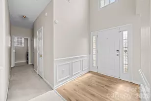 3203 Arklow Rd, Charlotte, NC 28269 - Photo 4