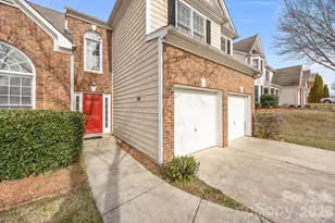 3203 Arklow Rd, Charlotte, NC 28269 - Photo 2