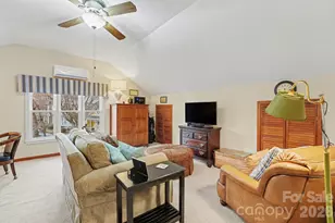 421 Windsor Ln, Statesville, NC 28677 - Photo 6