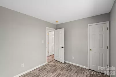 1528 Oakdale Green Drive, Charlotte, NC 28216 - Photo 20