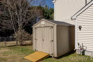 712 Georgie St, Troutman, NC 28166 - Photo 34