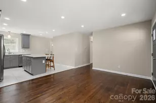 3932 Slagle Dr, Charlotte, NC 28215 - Photo 6