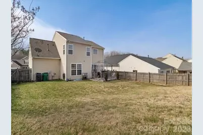 8212 Weeping Fig Lane, Charlotte, NC 28215 - Photo 18