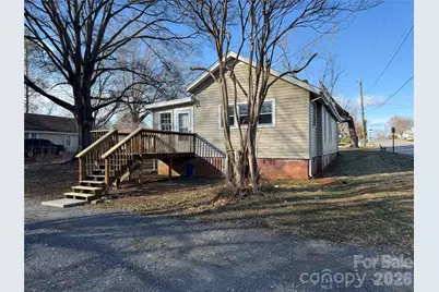 2603 5th Avenue SW, Hickory, NC 28602 - Photo 4