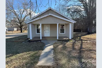2603 5th Avenue SW, Hickory, NC 28602 - Photo 1