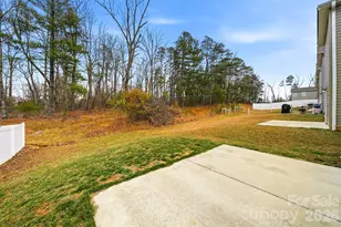 2650 14th St NE, Hickory, NC 28601 - Photo 28