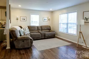 202 E Rice St, Landis, NC 28088 - Photo 4