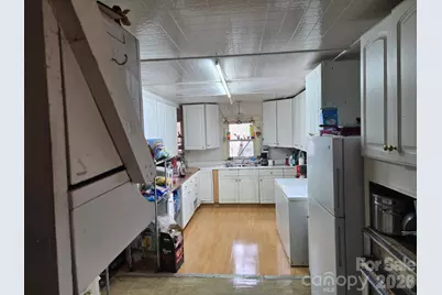 705 Doc Howell Road, Spruce Pine, NC 28777 - Photo 2