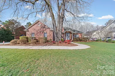 2010 Olde Oxford Court, Rock Hill, SC 29732 - Photo 4