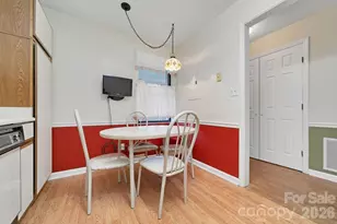 1904 Abbey Cir, Asheville, NC 28805 - Photo 6