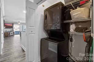 18695 Vineyard Point Ln, Cornelius, NC 28031 - Photo 34