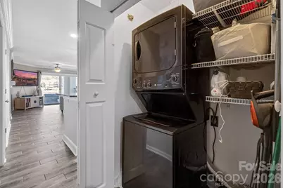 18695 Vineyard Point Lane, Cornelius, NC 28031 - Photo 32