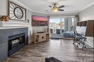 18695 Vineyard Point Ln, Cornelius, NC 28031 - Photo 12