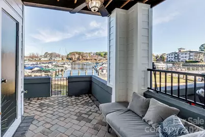 18695 Vineyard Point Lane, Cornelius, NC 28031 - Photo 2