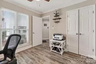 18695 Vineyard Point Ln, Cornelius, NC 28031 - Photo 26