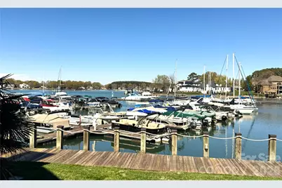 18695 Vineyard Point Lane, Cornelius, NC 28031 - Photo 2