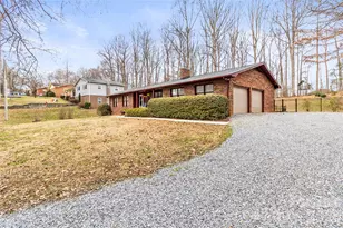 155 Pandora Rd, Mooresville, NC 28115 - Photo 4