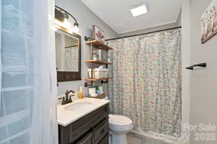 1009 Trogdon Ave, North Wilkesboro, NC 28659 - Photo 24