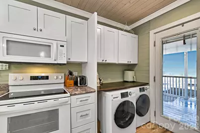 1009 Trogdon Avenue, North Wilkesboro, NC 28659 - Photo 8