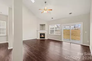 11225 Amherst Glen Dr, Charlotte, NC 28213 - Photo 16