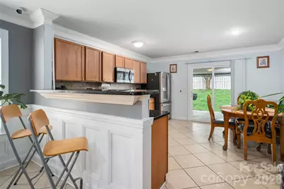 2106 Buckleigh Drive, Charlotte, NC 28215 - Photo 8