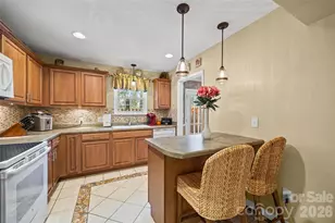 3126 Heathstead Place, Charlotte, NC 28210 - Photo 10