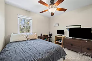 3126 Heathstead Place, Charlotte, NC 28210 - Photo 12