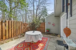 3126 Heathstead Place, Charlotte, NC 28210 - Photo 16