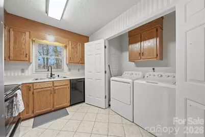 605 8th Avenue SW #A1, Conover, NC 28613 - Photo 10