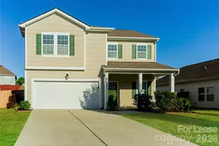 10414 Kempsford Dr, Charlotte, NC 28262 - Photo 1