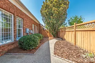 10879 Rogalla Dr, Charlotte, NC 28277 - Photo 36