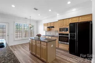 10879 Rogalla Dr, Charlotte, NC 28277 - Photo 14