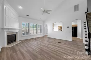 10879 Rogalla Dr, Charlotte, NC 28277 - Photo 8