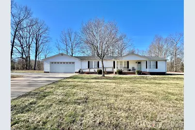 214 Heritage Circle, Taylorsville, NC 28681 - Photo 2