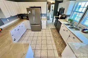 214 Heritage Cir, Taylorsville, NC 28681 - Photo 20