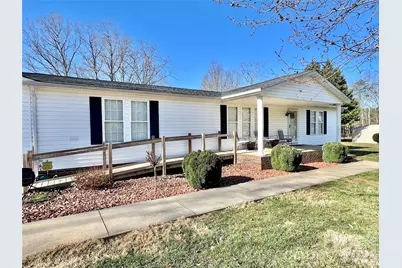 214 Heritage Circle, Taylorsville, NC 28681 - Photo 4