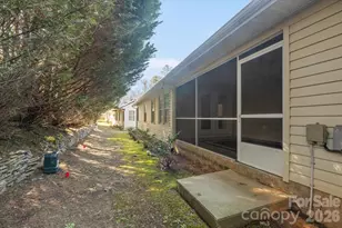 207 Allen Paul Dr, Hendersonville, NC 28791 - Photo 26