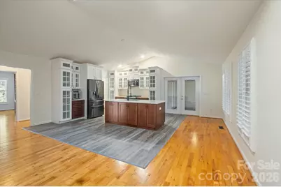 207 Allen Paul Drive, Hendersonville, NC 28791 - Photo 4
