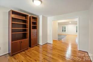 207 Allen Paul Dr, Hendersonville, NC 28791 - Photo 12