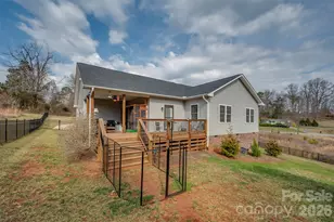 457 Edwards St Ext, Rutherfordton, NC 28139 - Photo 30