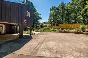 5232 Begonia Dr, Charlotte, NC 28215 - Photo 4