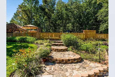 5232 Begonia Drive, Charlotte, NC 28215 - Photo 38